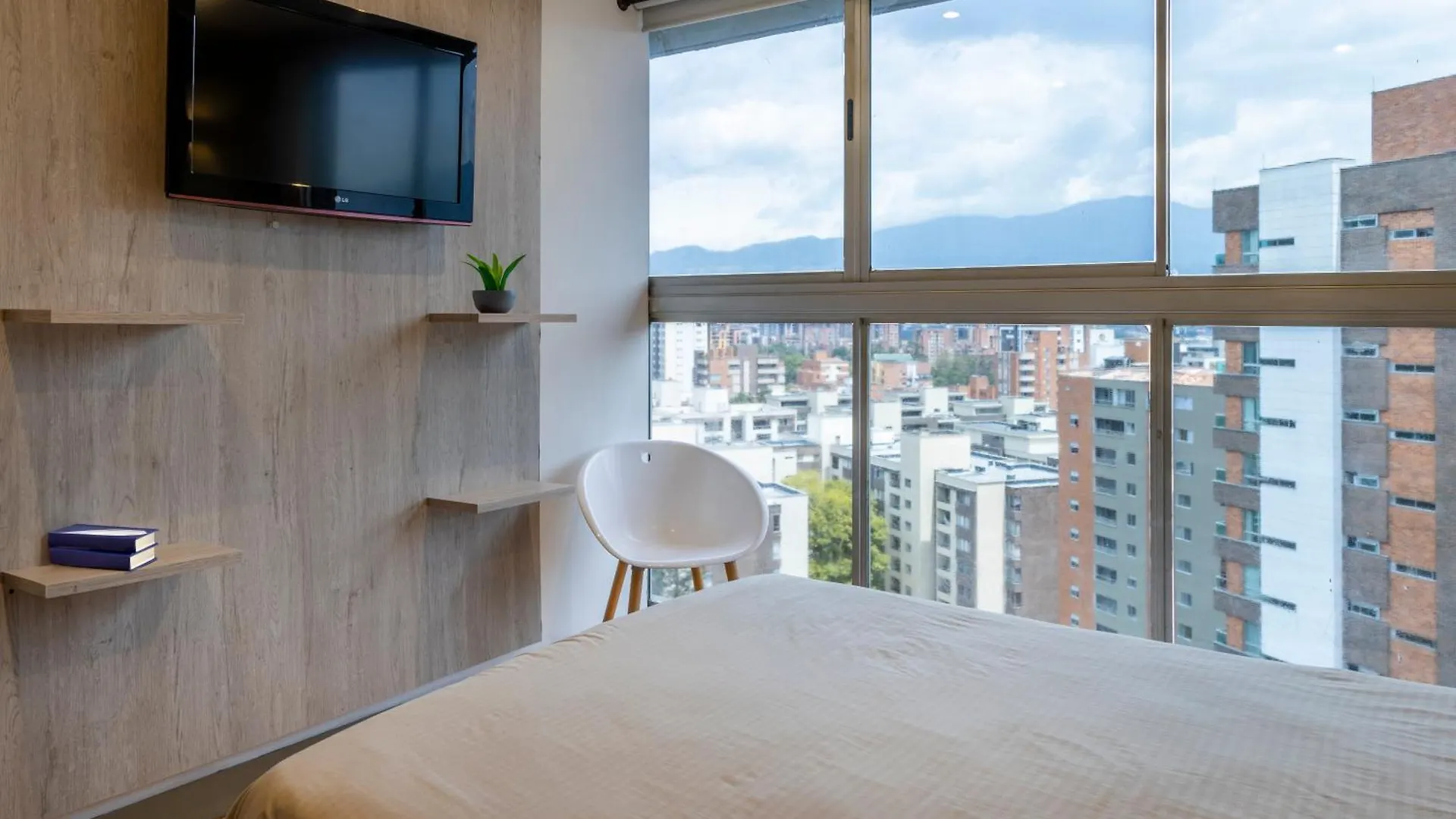 Poblado Excelente Ubicacion Central Apartment Medellin