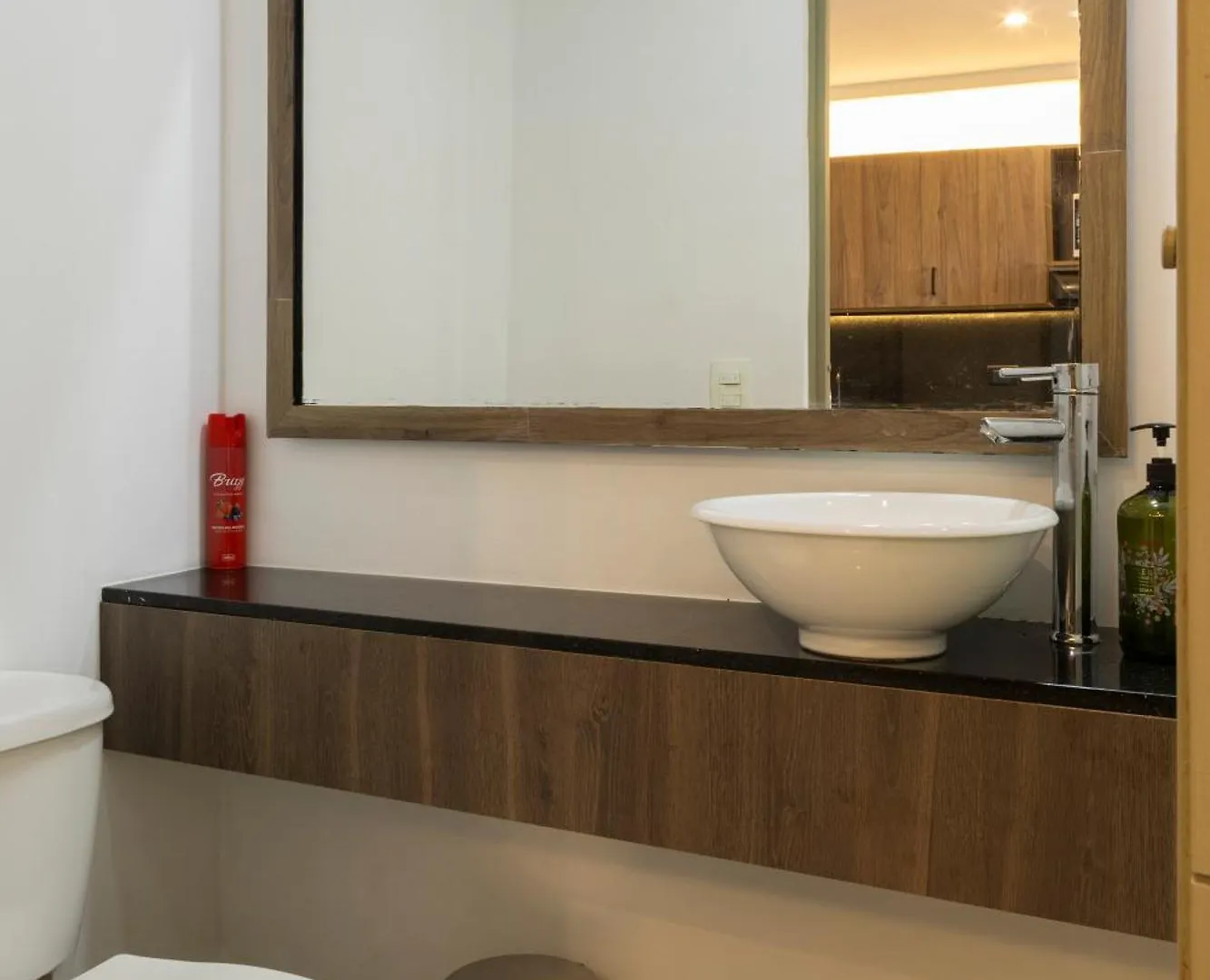 Poblado Excelente Ubicacion Central Apartment Medellin